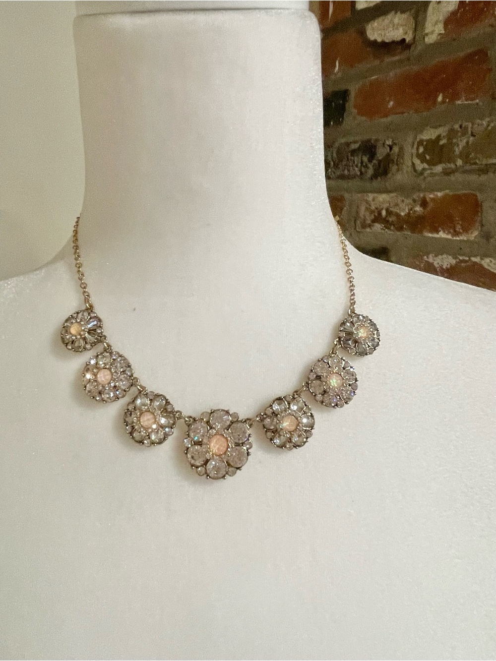 New Premier Designs Sparkling Floral Crystal pink and Gold “Buttercup” Necklace